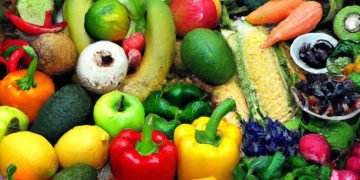 Eating a balanced diet with all the necessary nutrients can help us feel more energized and focused.